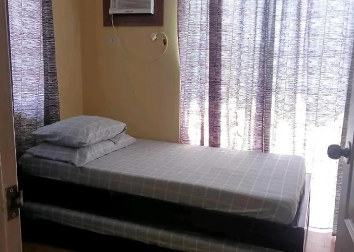 Hanna's Place At Sanremo Oasis Cebu